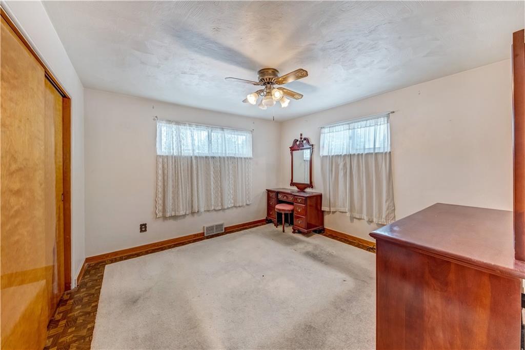 5239 Ranchview Drive Pittsburgh, PA 15236 - Photo 14 of 25 Gallery Image 14
