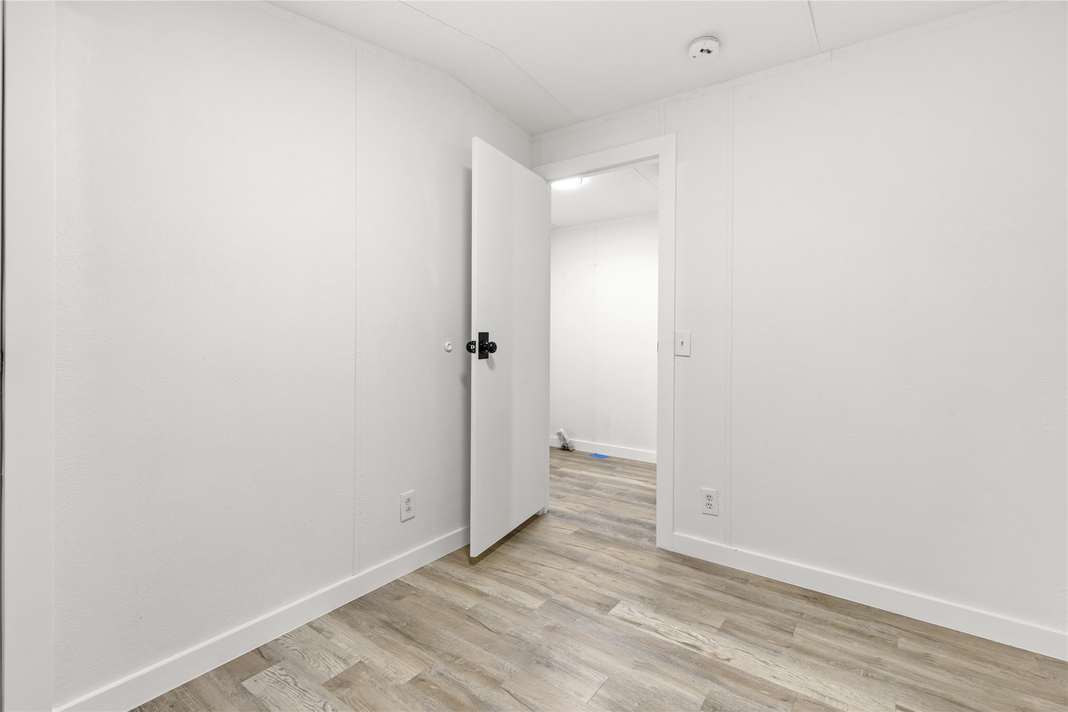 2134 County Road 5017 Cleveland, TX 77327 - Photo 15 of 25 a view of an empty room