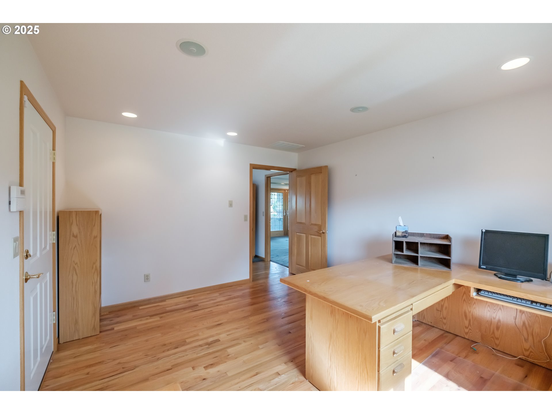 3918 Three Lakes Road Southeast Albany, OR 97322 - Photo 31 of 31 Gallery Image 31