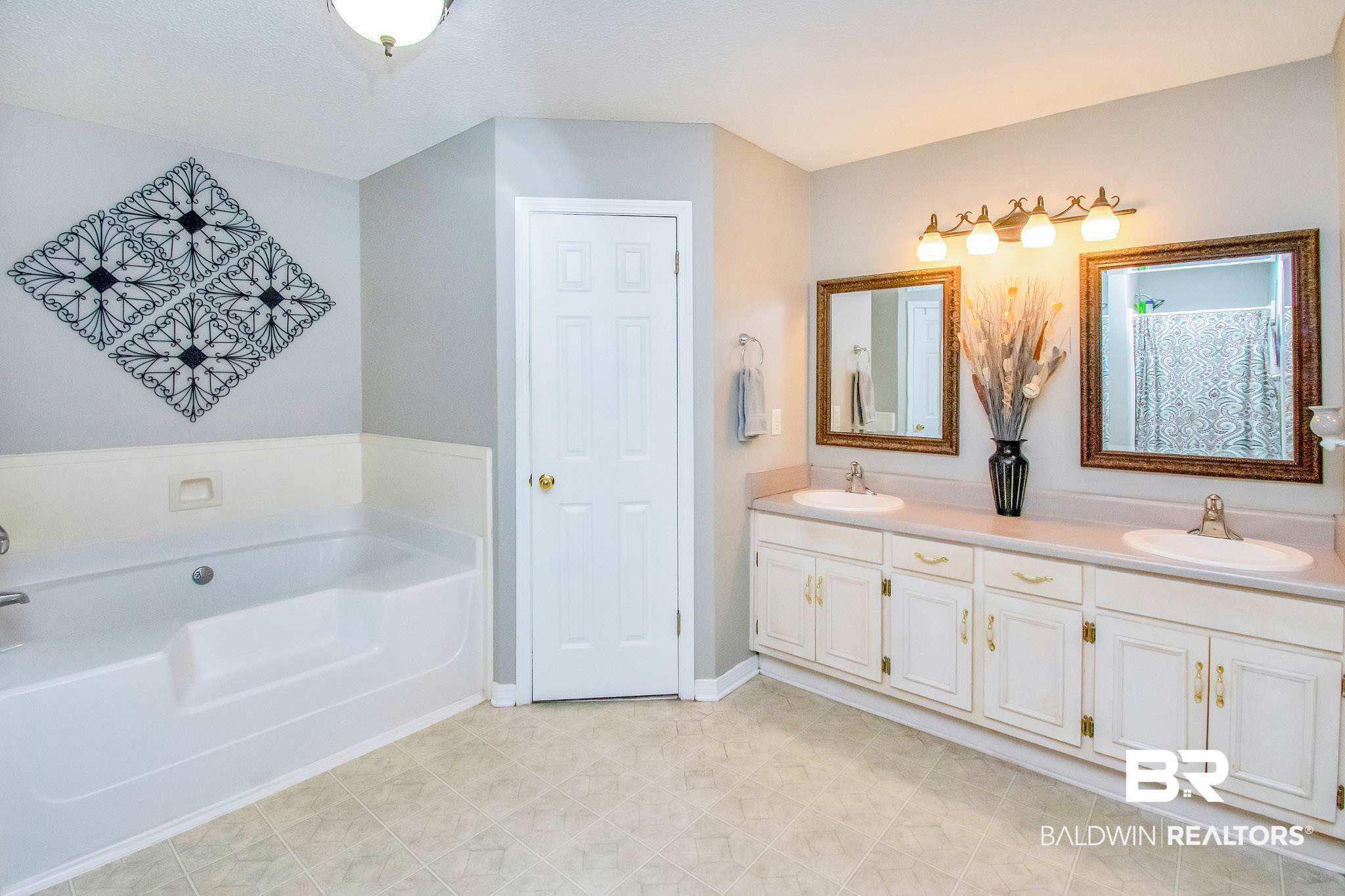 10905 Pelican Bay Drive Theodore, AL 36582 - Photo 20 of 35