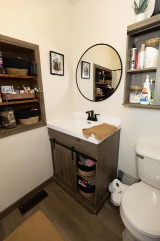 $250,000 | 16121 County Road 4 Southeast, Lake Lillian, MN 56253