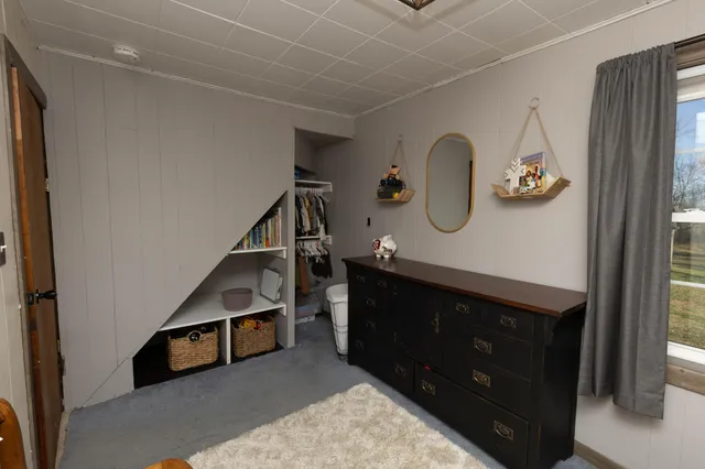 $250,000 | 16121 County Road 4 Southeast, Lake Lillian, MN 56253