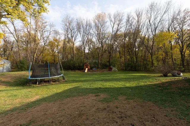 $250,000 | 16121 County Road 4 Southeast, Lake Lillian, MN 56253