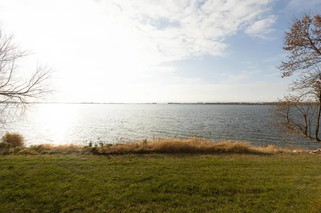 $250,000 | 16121 County Road 4 Southeast, Lake Lillian, MN 56253