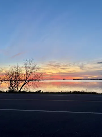 $250,000 | 16121 County Road 4 Southeast, Lake Lillian, MN 56253