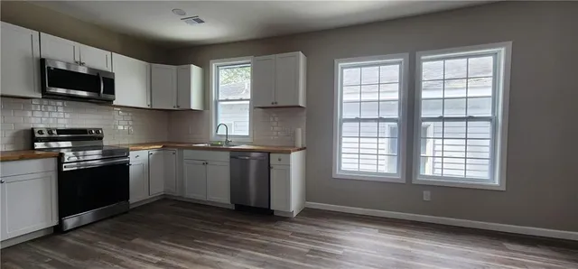 $2,100 | 884 Thurmond Street Northwest, Atlanta, GA 30314