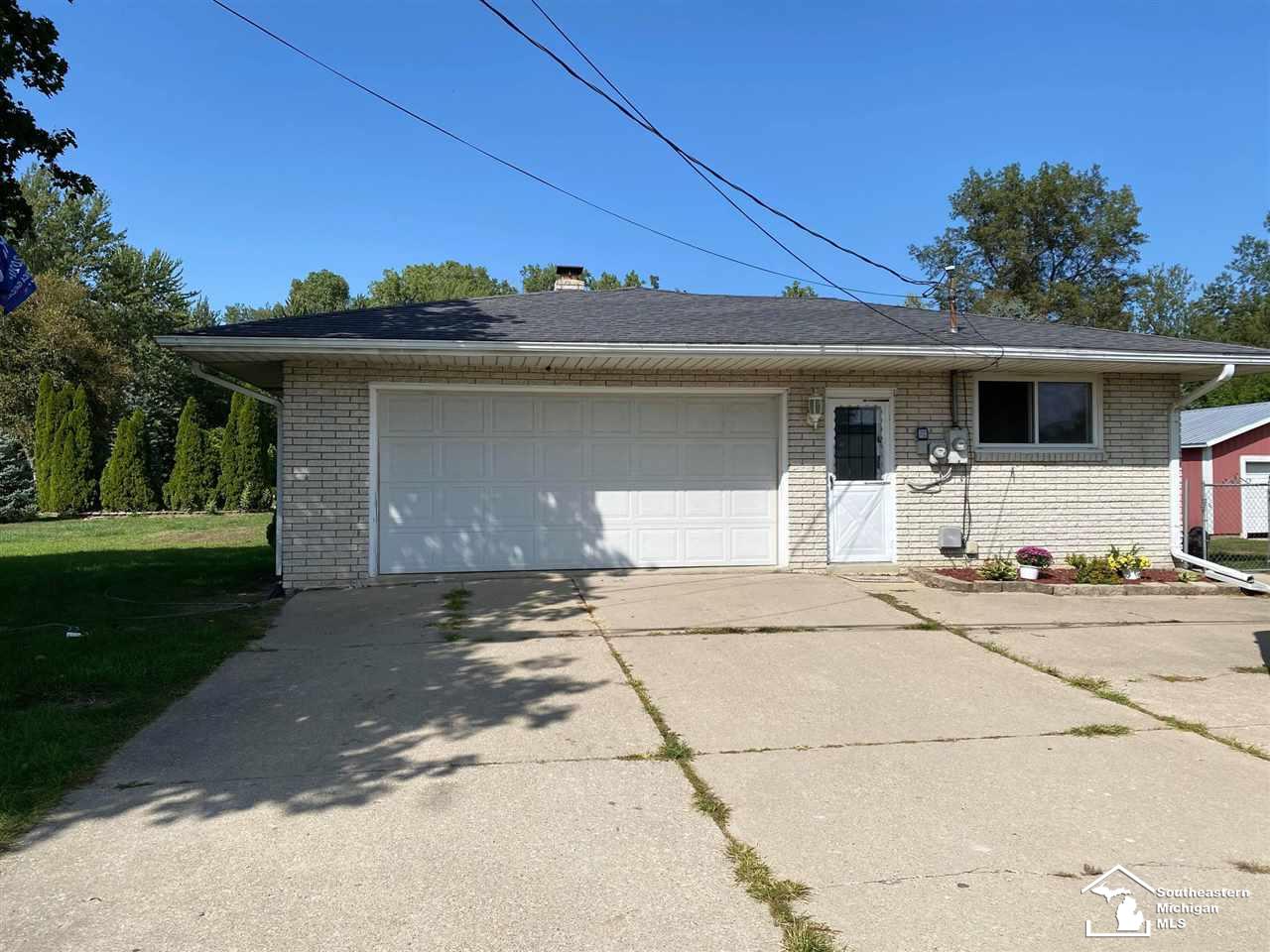 3606 Heiss Road Monroe, MI 48162 - Photo 2 of 28