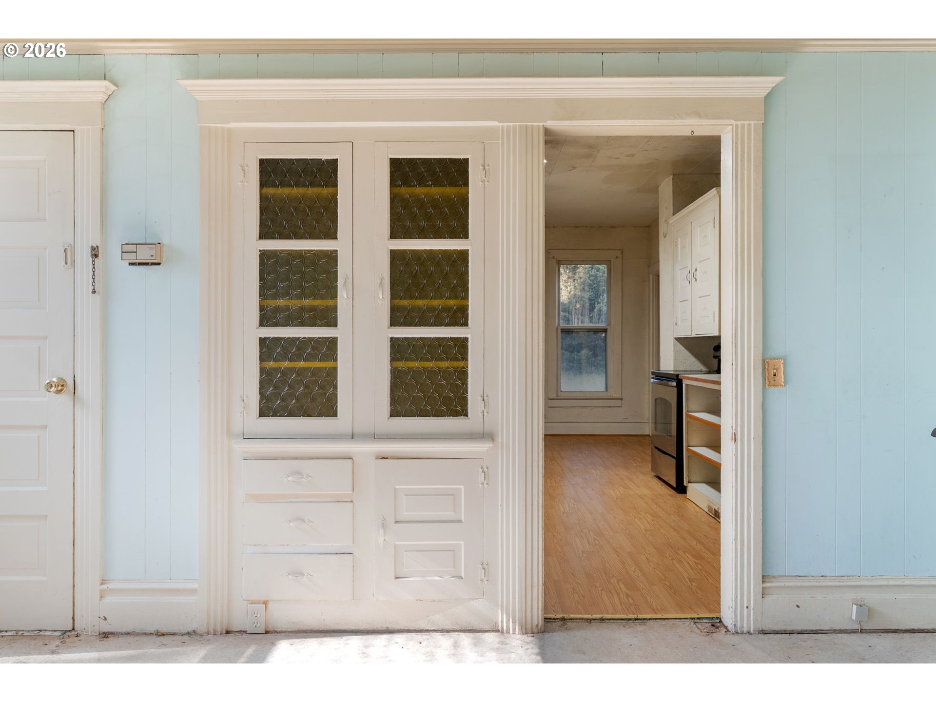 1580 Markham Road Hood River, OR 97031 - Photo 27 of 46