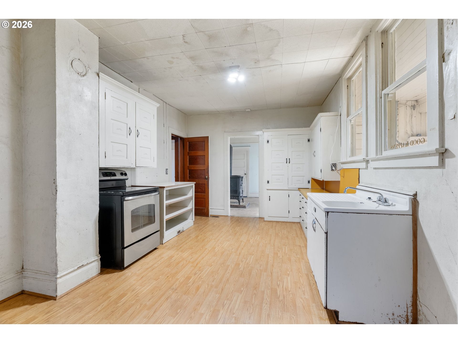 1580 Markham Road Hood River, OR 97031 - Photo 33 of 46