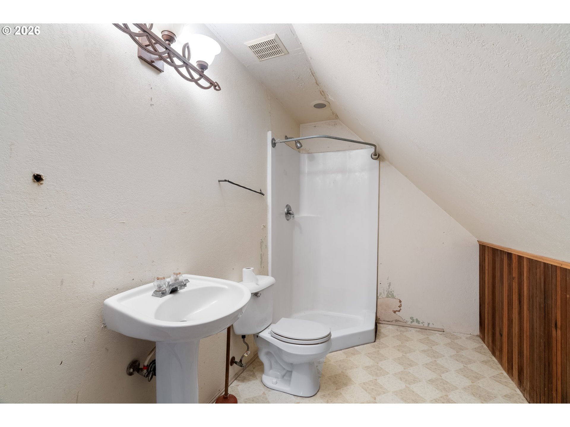 1580 Markham Road Hood River, OR 97031 - Photo 45 of 46