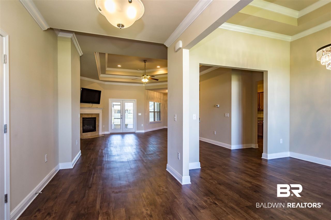 7076 Rocky Rd Loop Gulf Shores, AL 36542 - Photo 5 of 34 Foyer