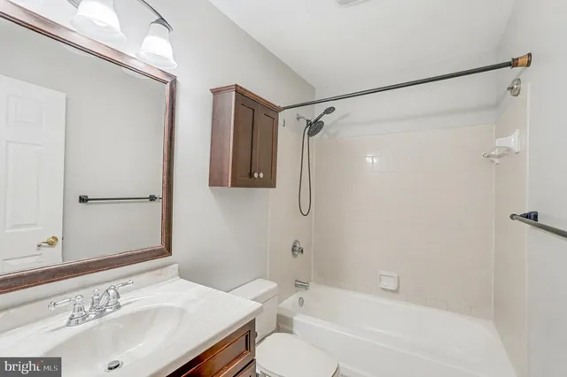 $219,000 | 203 Cross Pointe Court, Unit 1D, Abingdon, MD 21009