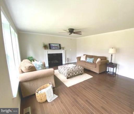 903 Perry Lane Severn, MD 21144 - Photo 12 of 93 Previous Build Family Room