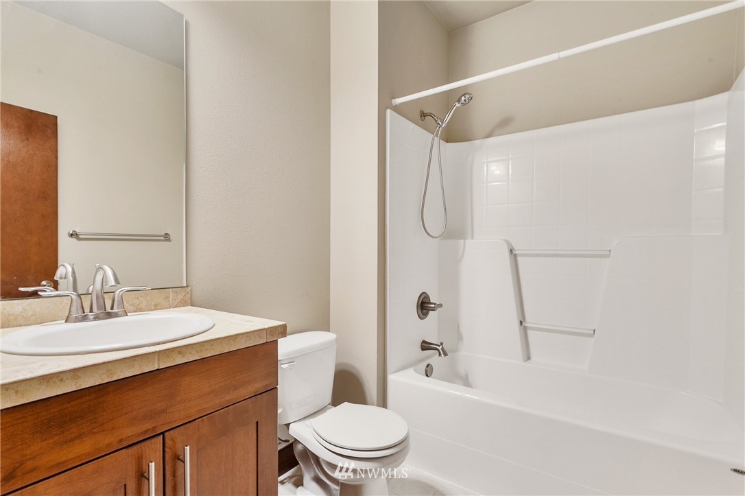 4012 Northeast 3rd Place, Unit 2 Renton, WA 98056 - Photo 21 of 28 Gallery Image 21