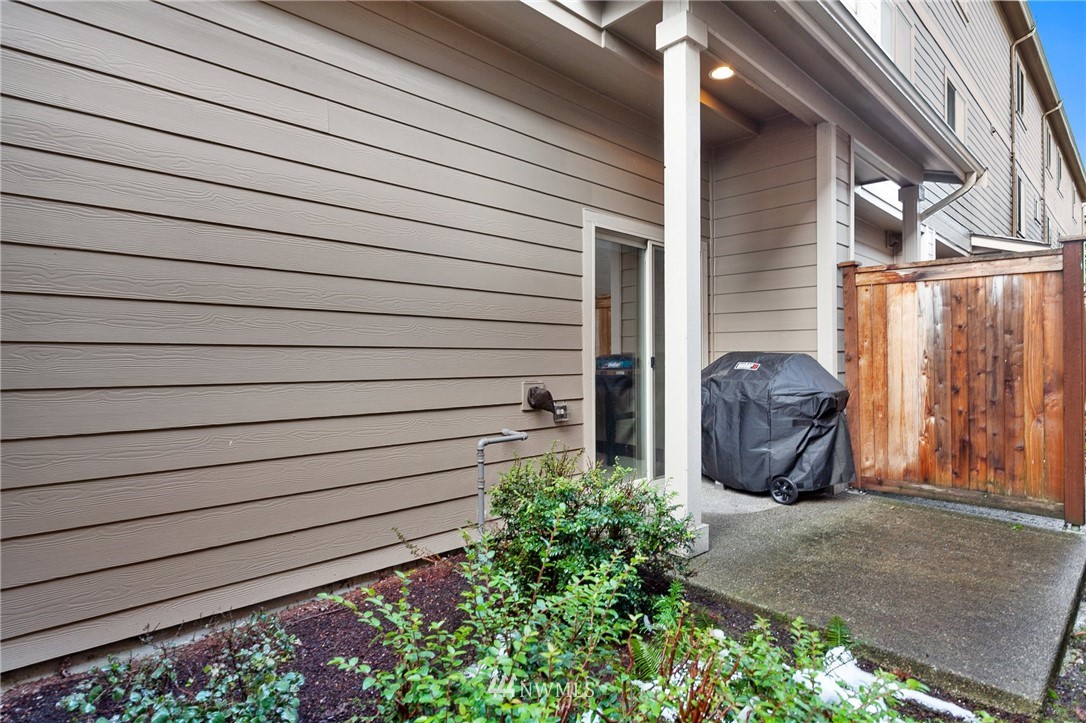 4012 Northeast 3rd Place, Unit 2 Renton, WA 98056 - Photo 24 of 28 Gallery Image 24