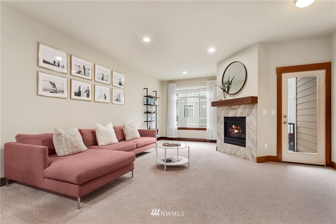 4012 Northeast 3rd Place, Unit 2 Renton, WA 98056 - Photo 5 of 28 Gallery Image 5