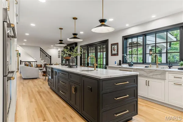 $1,995,000 | 12829 Topping Acres, Town and Country, MO 63131