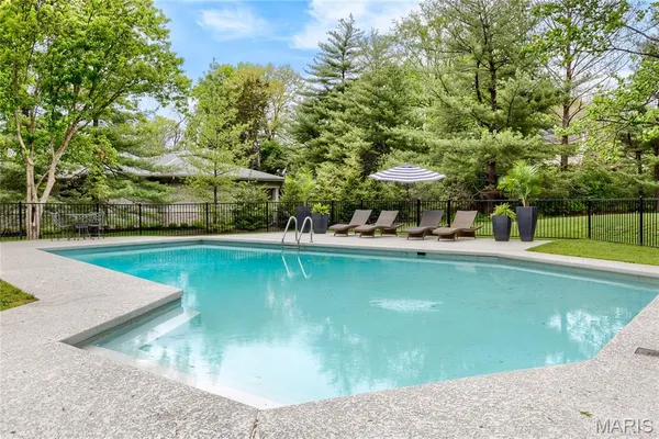 $1,995,000 | 12829 Topping Acres, Town and Country, MO 63131