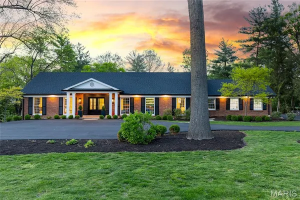 $1,995,000 | 12829 Topping Acres, Town and Country, MO 63131