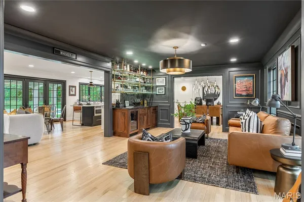 $1,995,000 | 12829 Topping Acres, Town and Country, MO 63131