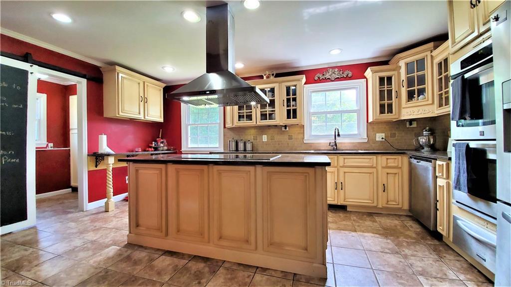 484 Weaver Road Lexington, NC 27295 - Photo 7 of 22 Gallery Image 7