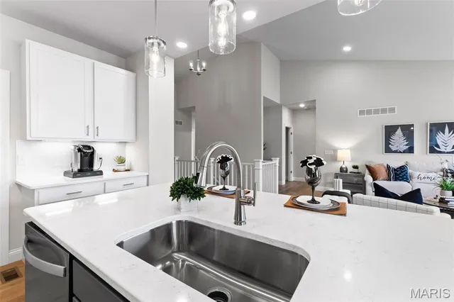 $324,990 | 1 Tbb Rockport@ The Highlands, Washington, MO 63090