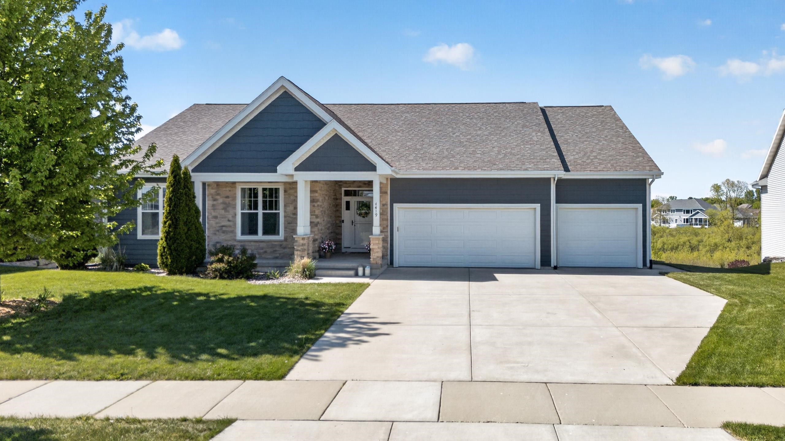 4419 Eagle Ridge Lane Windsor, WI 53598 - Photo 2 of 64