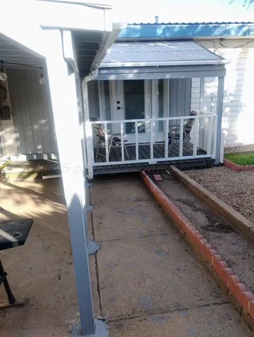 a view of a large building