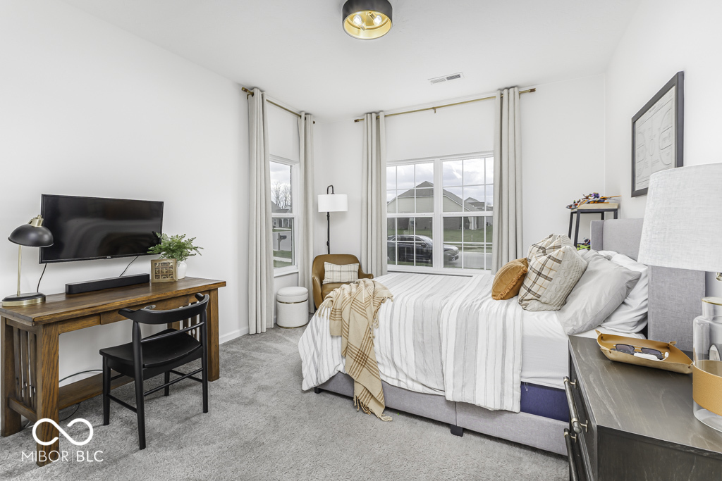 561 Riviera Place Greenwood, IN 46143 - Photo 14 of 23