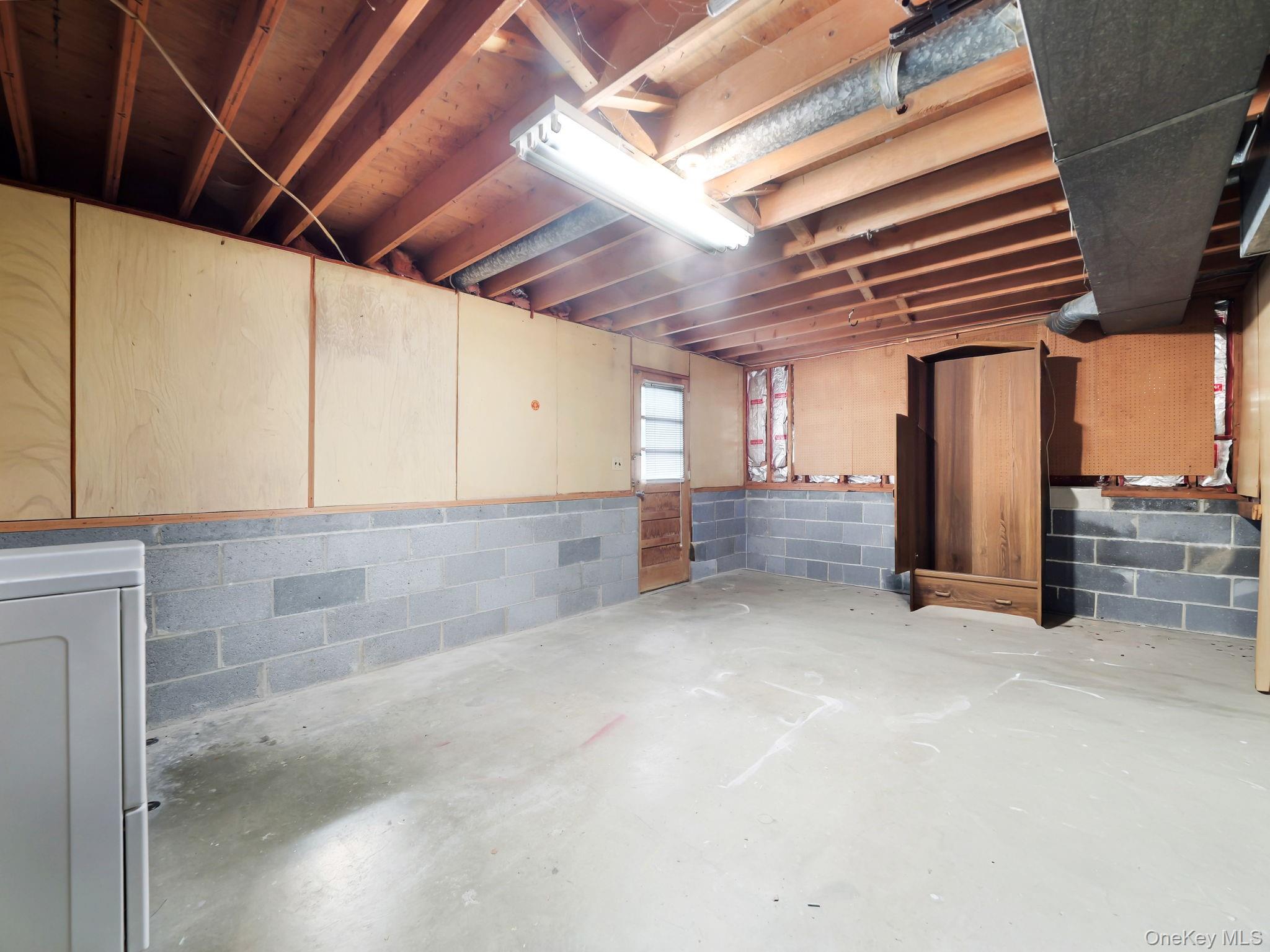 6 Pennington Way Spring Valley, NY 10977 - Photo 27 of 34 Potential living space