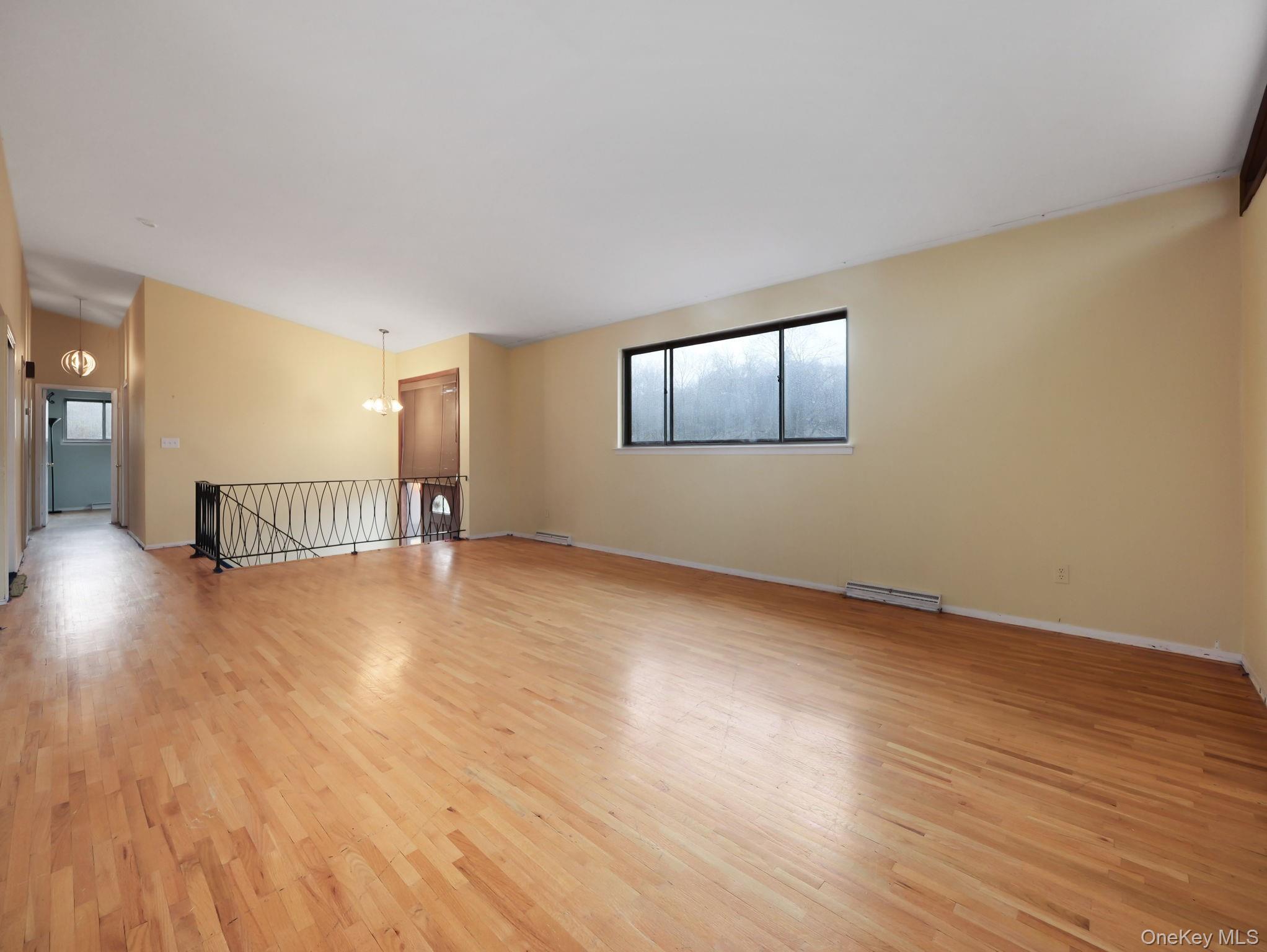 6 Pennington Way Spring Valley, NY 10977 - Photo 6 of 34 Hardwood floors, and abundance of natural light