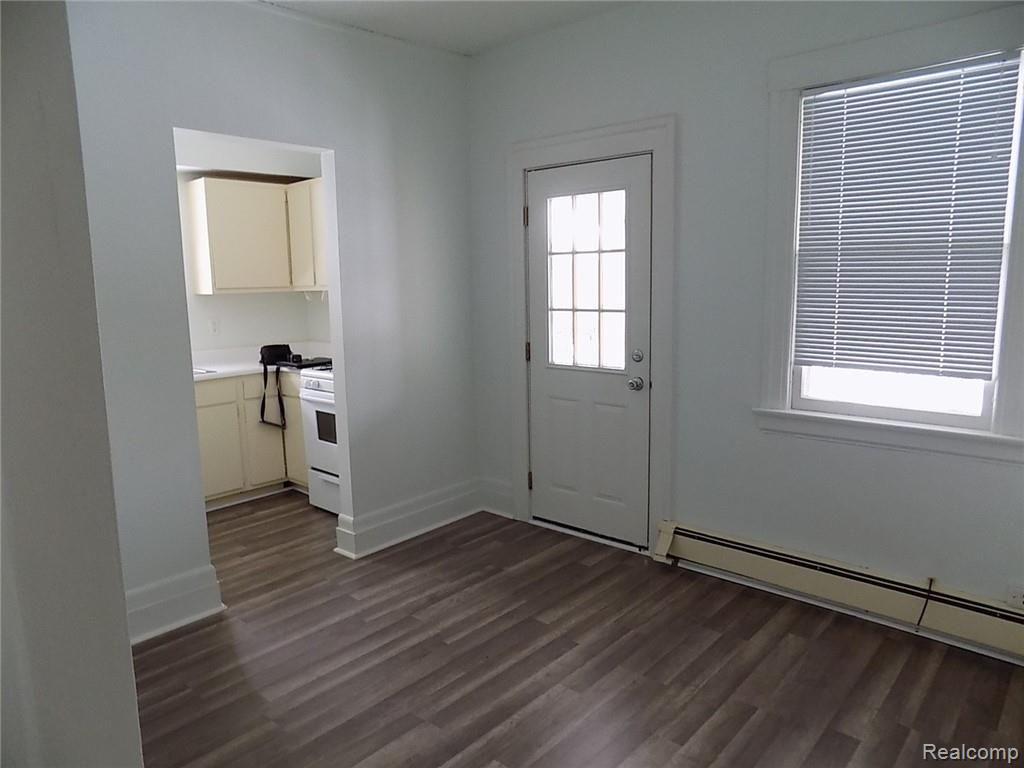 31715 West 9 Mile Road, Unit 2 Farmington, MI 48336 - Photo 4 of 10