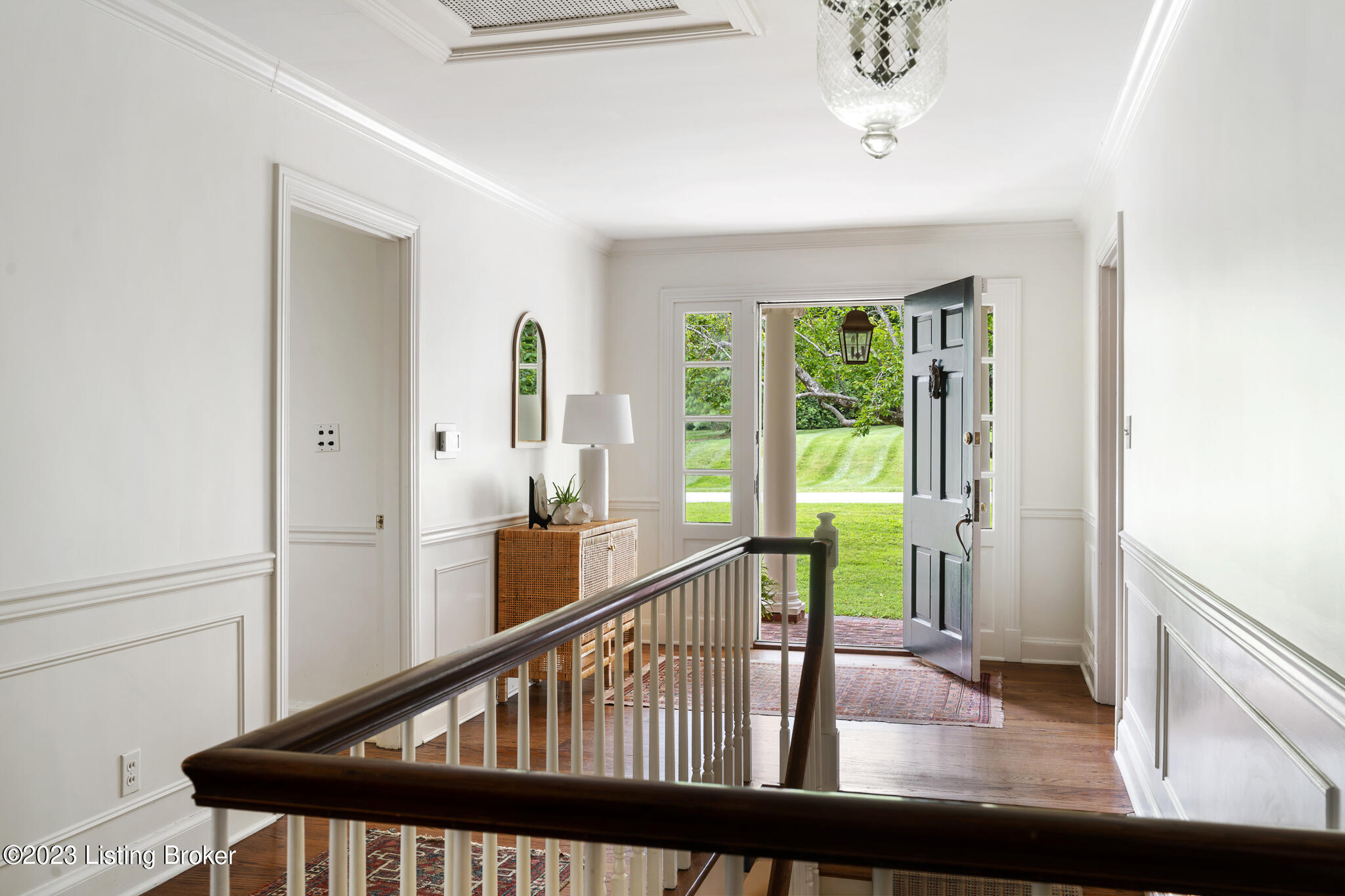 187 Westwind Road Louisville, KY 40207 - Photo 10 of 52 187 Westwind Rd-13