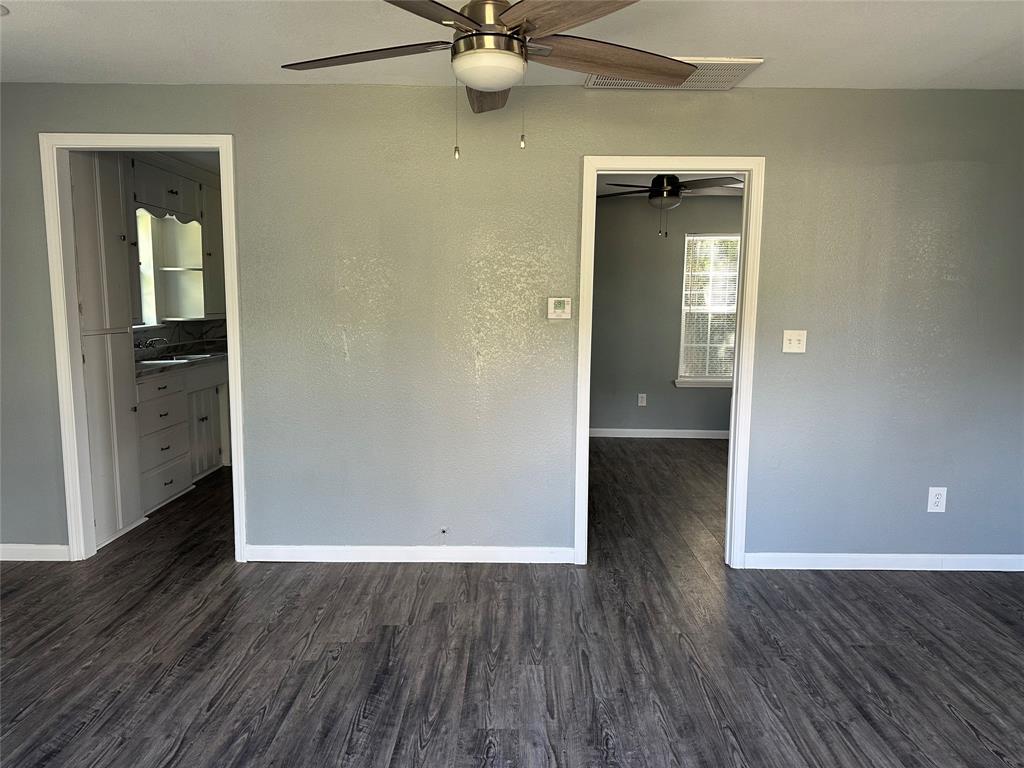 4101 North 19th Street Waco, TX 76708 - Photo 3 of 10