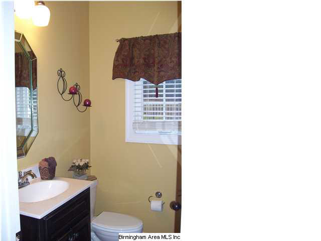 223 Greystone Drive Oneonta, AL 35121 - Photo 13 of 28