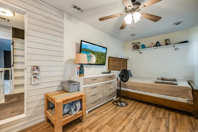 $469,000 | 47 Hidden Cove Drive, Valparaiso, FL 32580