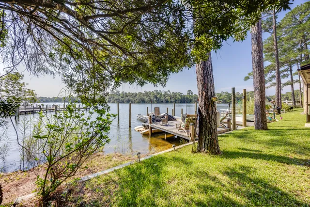 $459,000 | 47 Hidden Cove Drive, Valparaiso, FL 32580