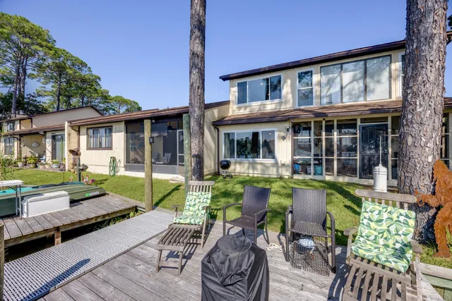 $469,000 | 47 Hidden Cove Drive, Valparaiso, FL 32580