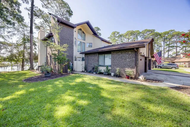 a view of a interior of the house