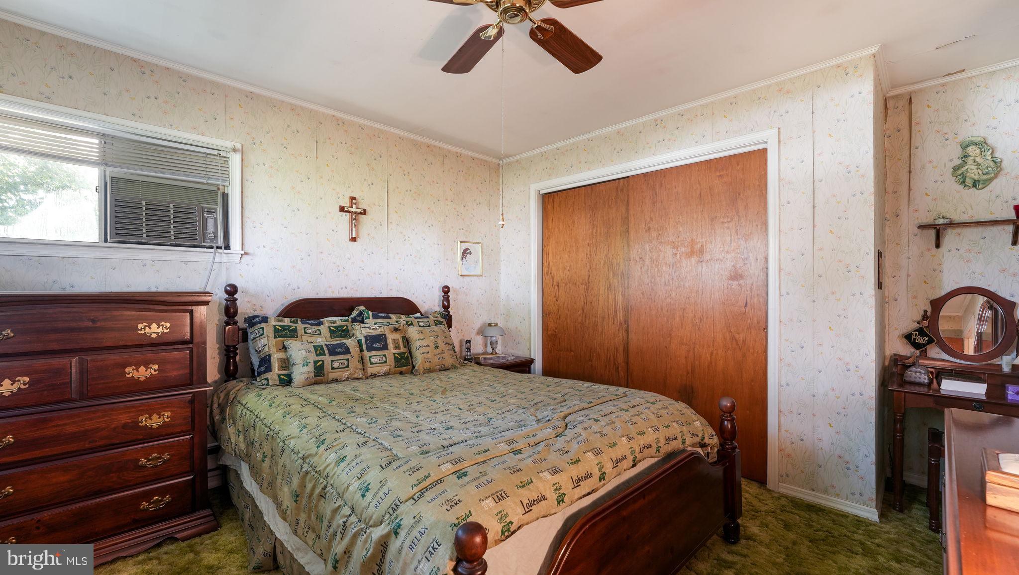 34 Cotton Road Levittown, PA 19057 - Photo 16 of 30 In law suite or main bedroom
