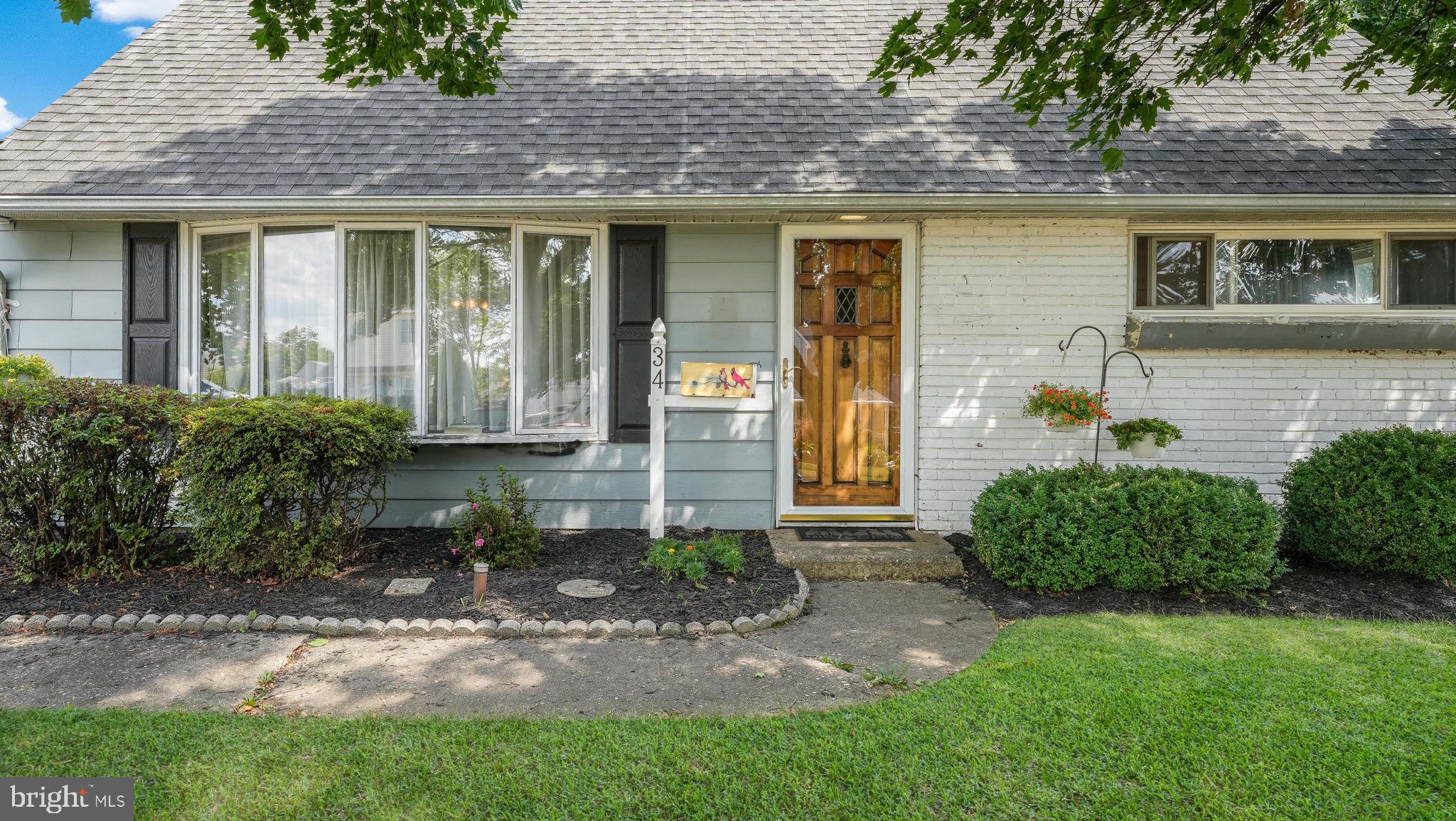 34 Cotton Road Levittown, PA 19057 - Photo 4 of 30 Gallery Image 4