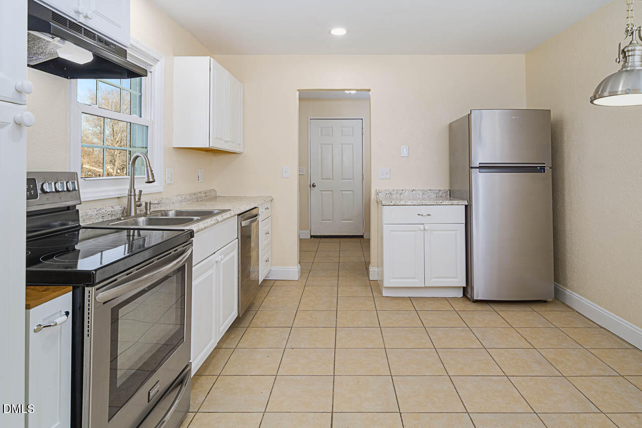 713 Sharpe Road Burlington, NC 27217 - Photo 7 of 22 713 Sharpe Rd-4
