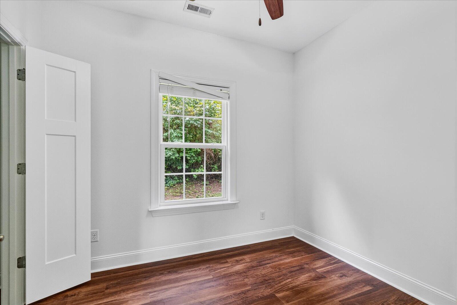 816 Altamont Road Chattanooga, TN 37415 - Photo 21 of 37 19-816 Altamont-19
