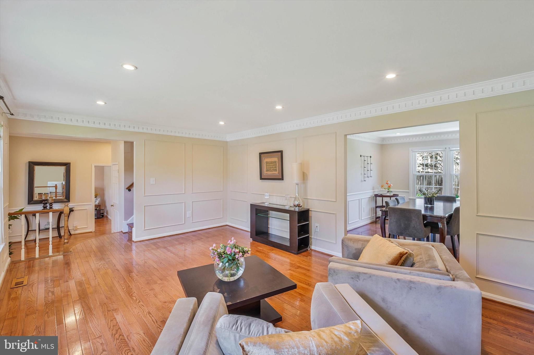7902 Larrick Court Springfield, VA 22153 - Photo 6 of 48