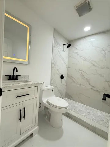 $2,000 | 203 Waterway Circle Northeast, Port Charlotte, FL 33952