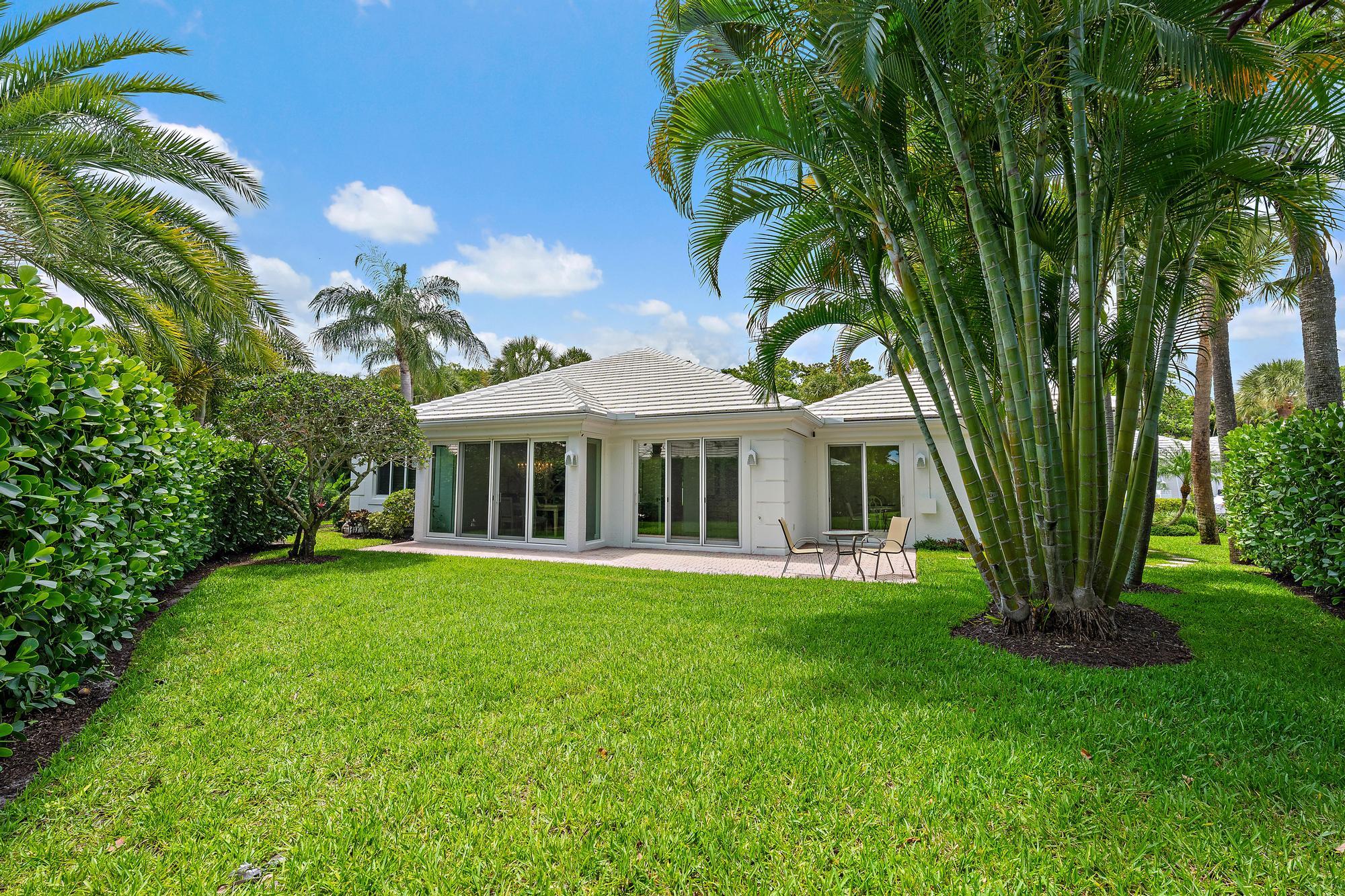 4501 Captains Way Jupiter, FL 33477 - Photo 14 of 34 Rear Yard