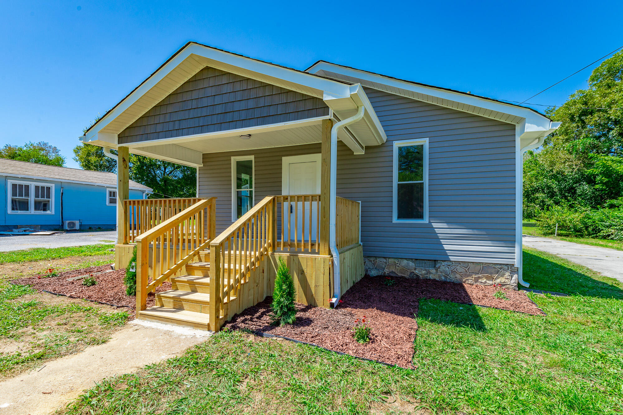 936 Cross Street Rossville, GA 30741 - Photo 2 of 48 936 Cross Street HD-50