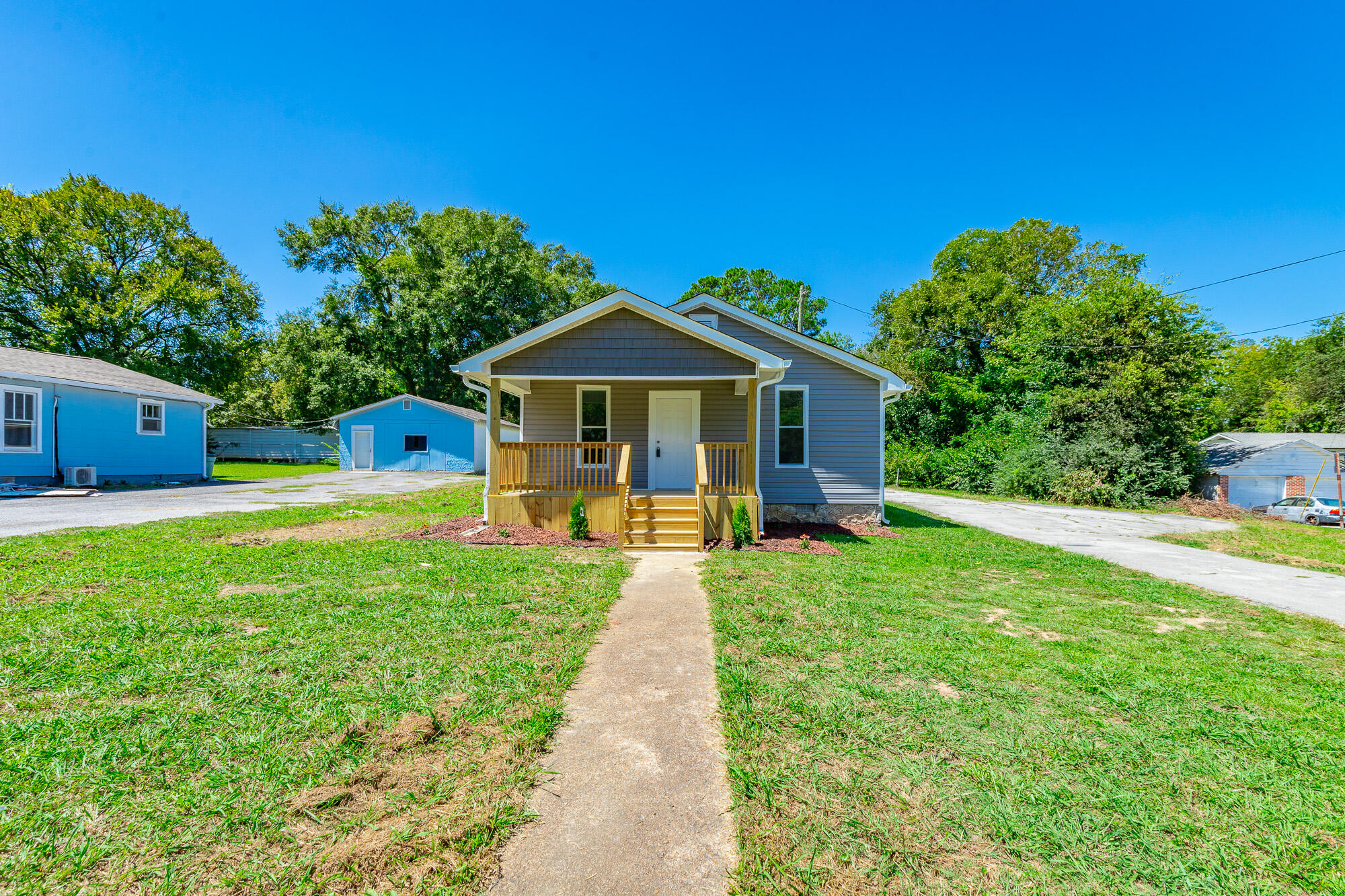 936 Cross Street Rossville, GA 30741 - Photo 3 of 48 936 Cross Street HD-52