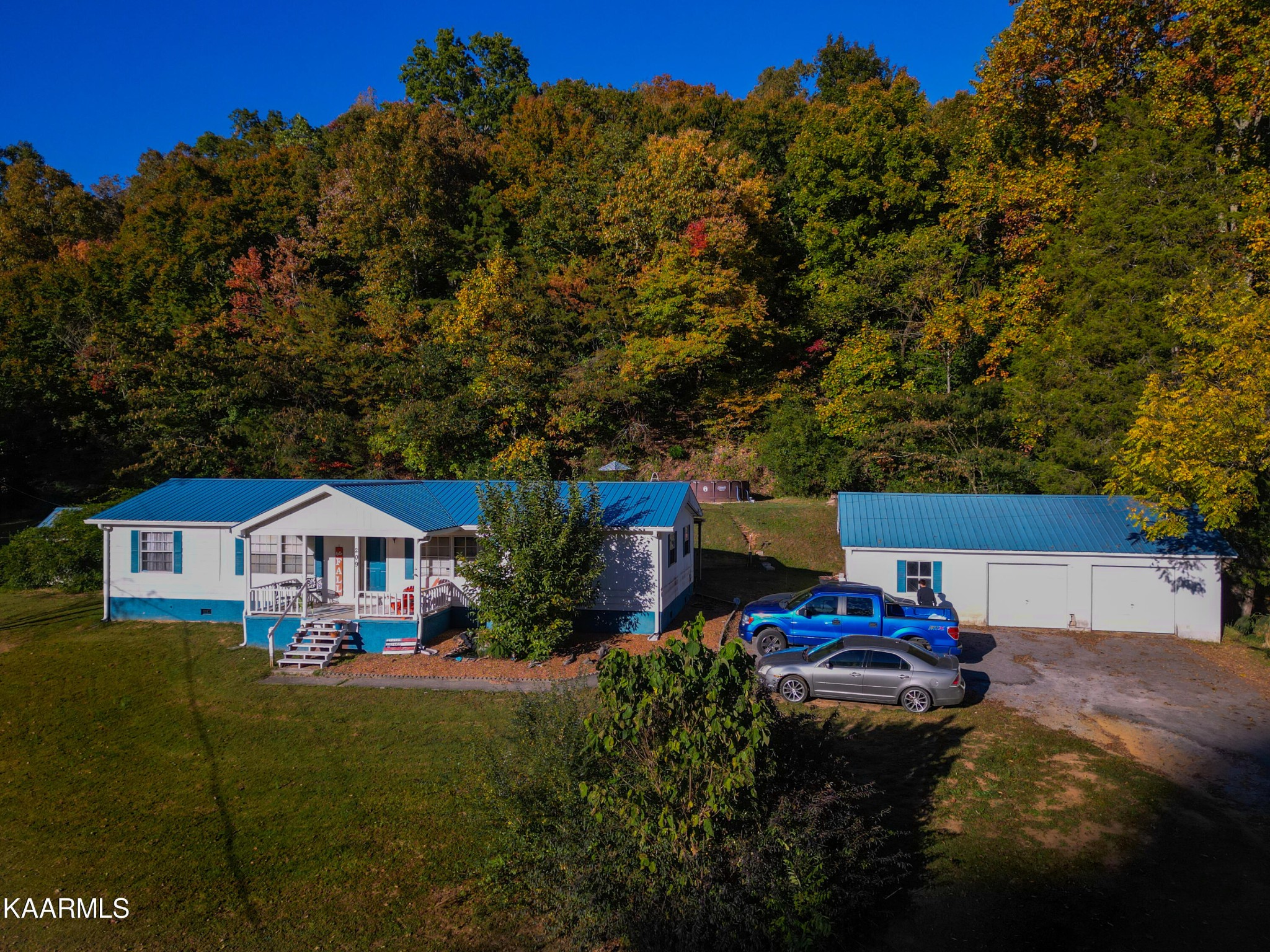 209 Charles Butler Road Oliver Springs, TN 37840 - Photo 4 of 7 Gallery Image 4