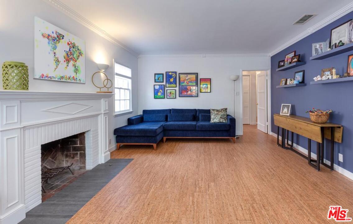 1706 Preuss Road Los Angeles, CA 90035 - Photo 2 of 23 Gallery Image 2